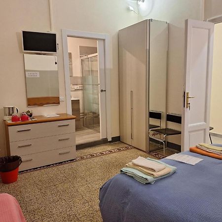 Guest House Erika Специя Экстерьер фото